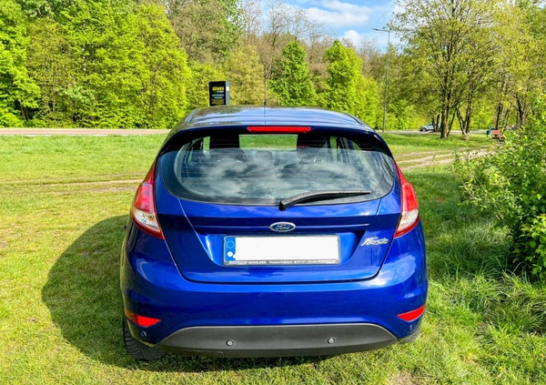 Ford Fiesta cena 31900 przebieg: 101000, rok produkcji 2015 z Sosnowiec małe 191
